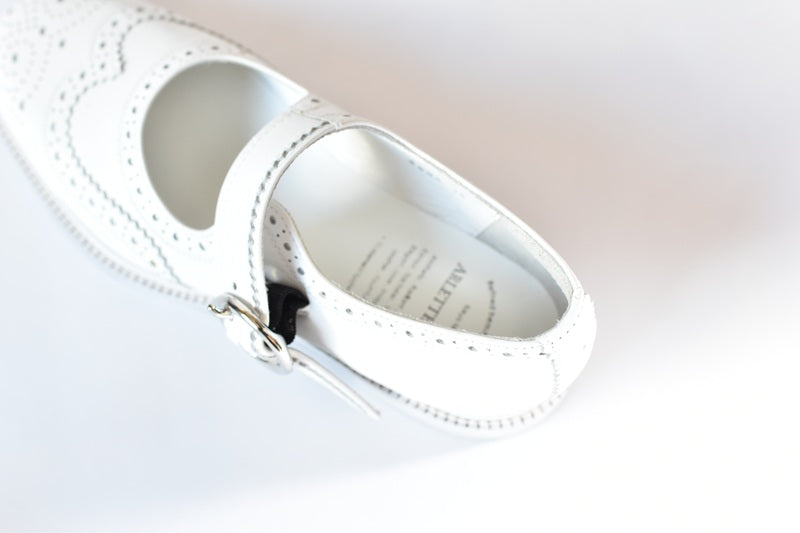 012 クラシックメリージェーンストラップシューズ AL1803K White 木型No.C1813