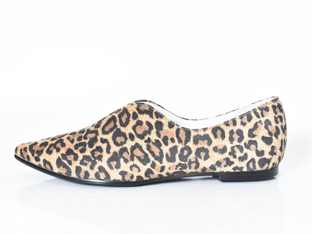 1021 セミハートカッティングポインテッドフラットシューズ AL2301K Leopard 木型No.A296