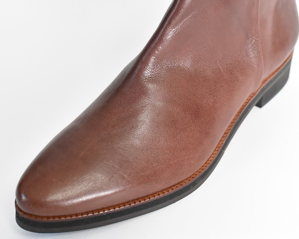 021 ポインテッドワンポイントスタッズショートブーツ AL2477SB Darkbrown 木型No.G1729