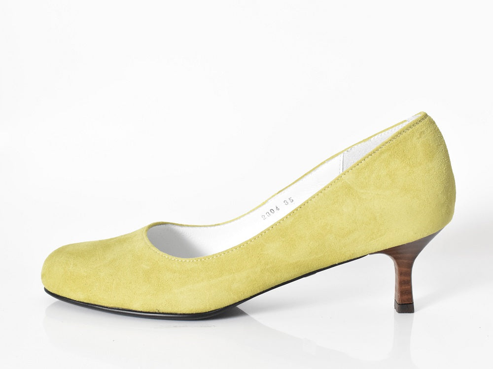 1017 ラウンドトウプレーンパンプス AL2304P Mellowyellowsuede 木型No.H2546