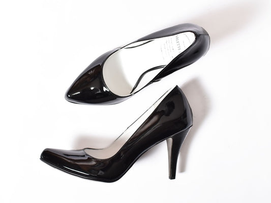1021  ポインテッドプレーンパンプス　AL1622P  Blackenamel　　木型No.P85062