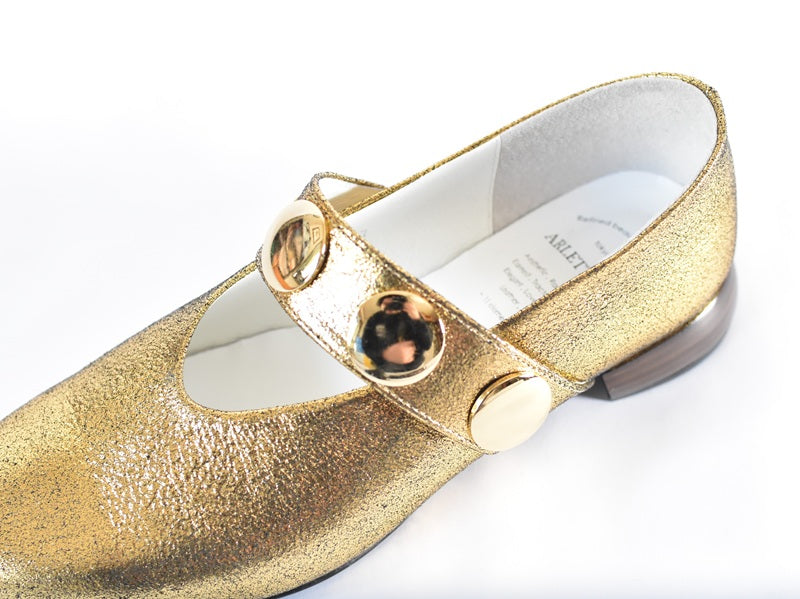 0002  スタッズストラップフラットシューズ　AL2508K  Goldmetallic　　木型No.C1813
