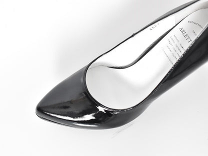 1021  ポインテッドプレーンパンプス　AL1622P  Blackenamel　　木型No.P85062