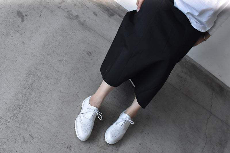 010  クラシックウイングチップバルモラルシューズ　AL2121K  White　　木型No.C1813